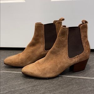 Sam Edelman Chelsea Heel Boots